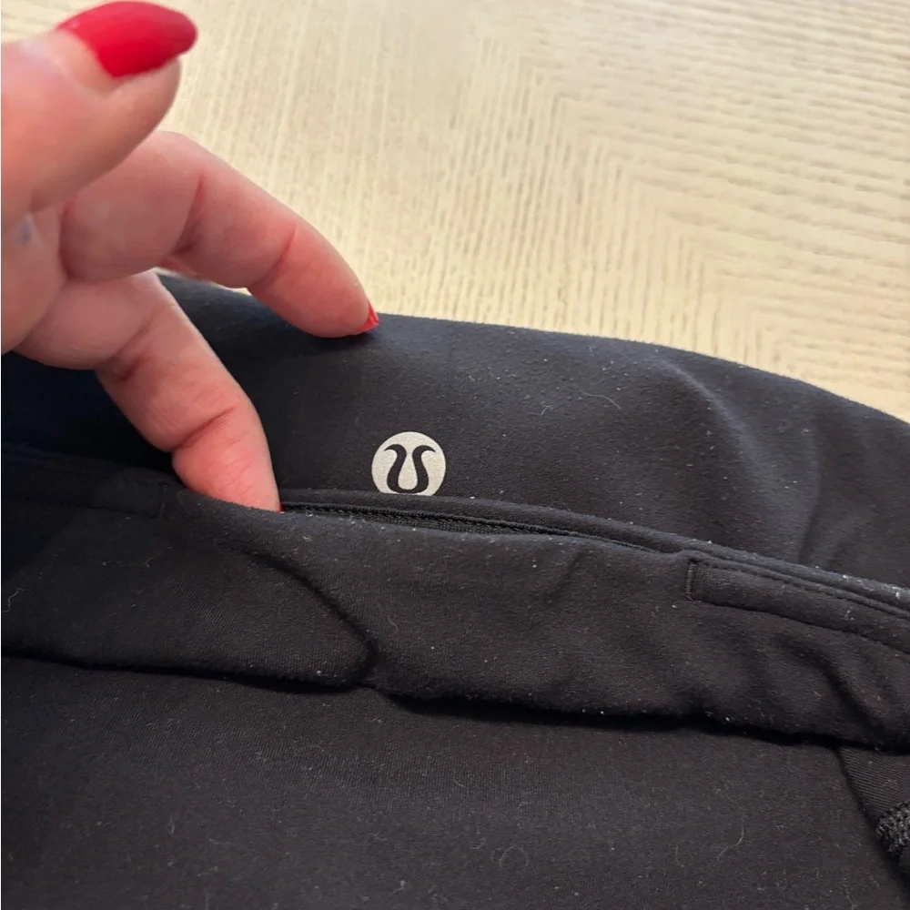 Lululemon Black Leggings Sz 2 - Picture 8 of 8